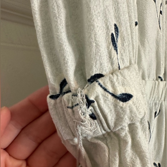 Universal Thread dress - Picture 3 of 4